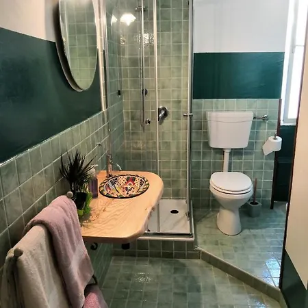 Apartment Affascinante Monolocale In Palazzo Storico, 50mtr Da Piazza Azuni