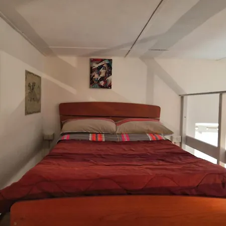 Apartment Affascinante Monolocale In Palazzo Storico, 50mtr Da Piazza Azuni *